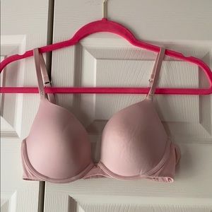 VS demi uplift bra